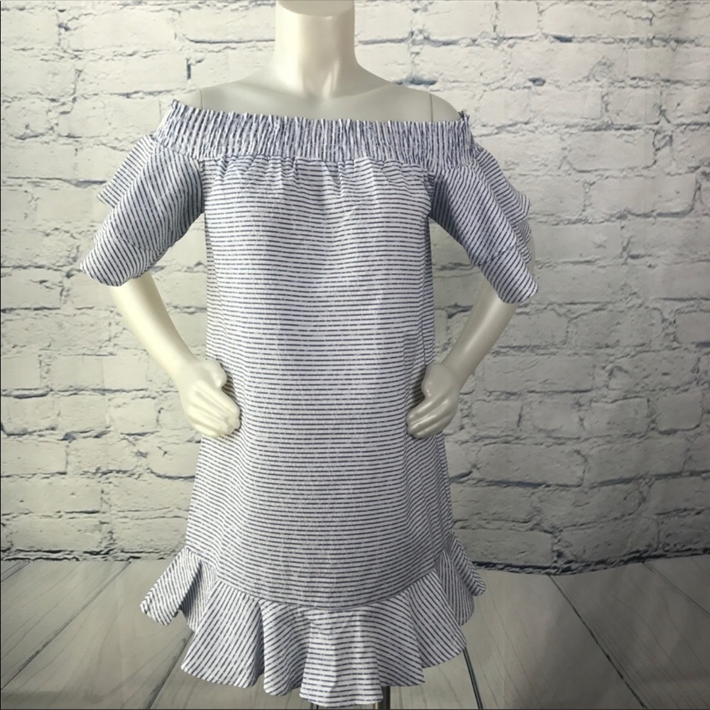 Off shoulder ruffle dress
